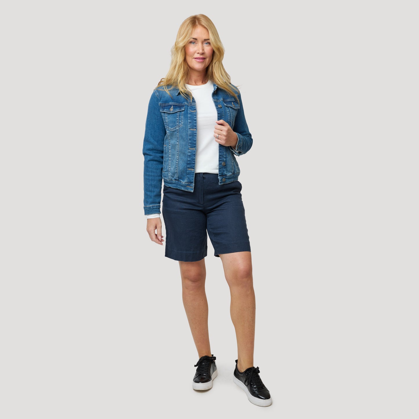 Emily linneshorts - Mörkblå