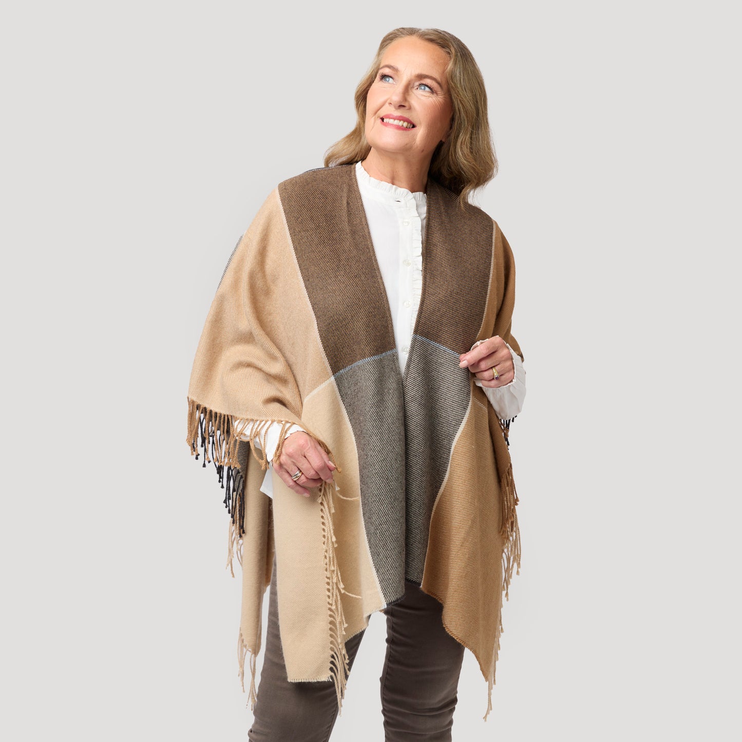 Frida poncho - ruudullinen