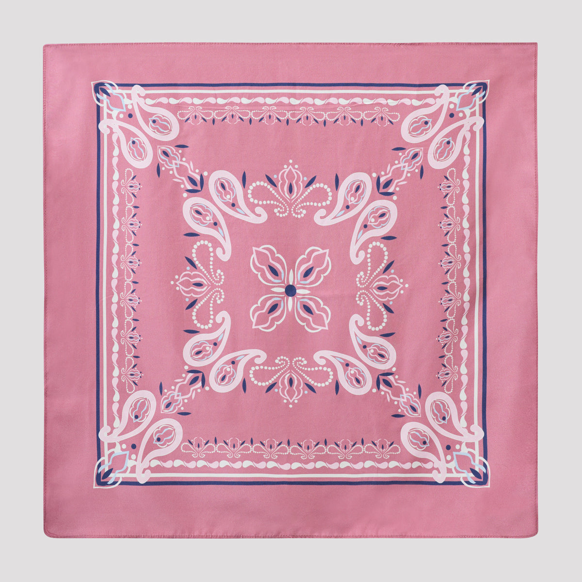 Saga sidenscarf - Rosa paisley