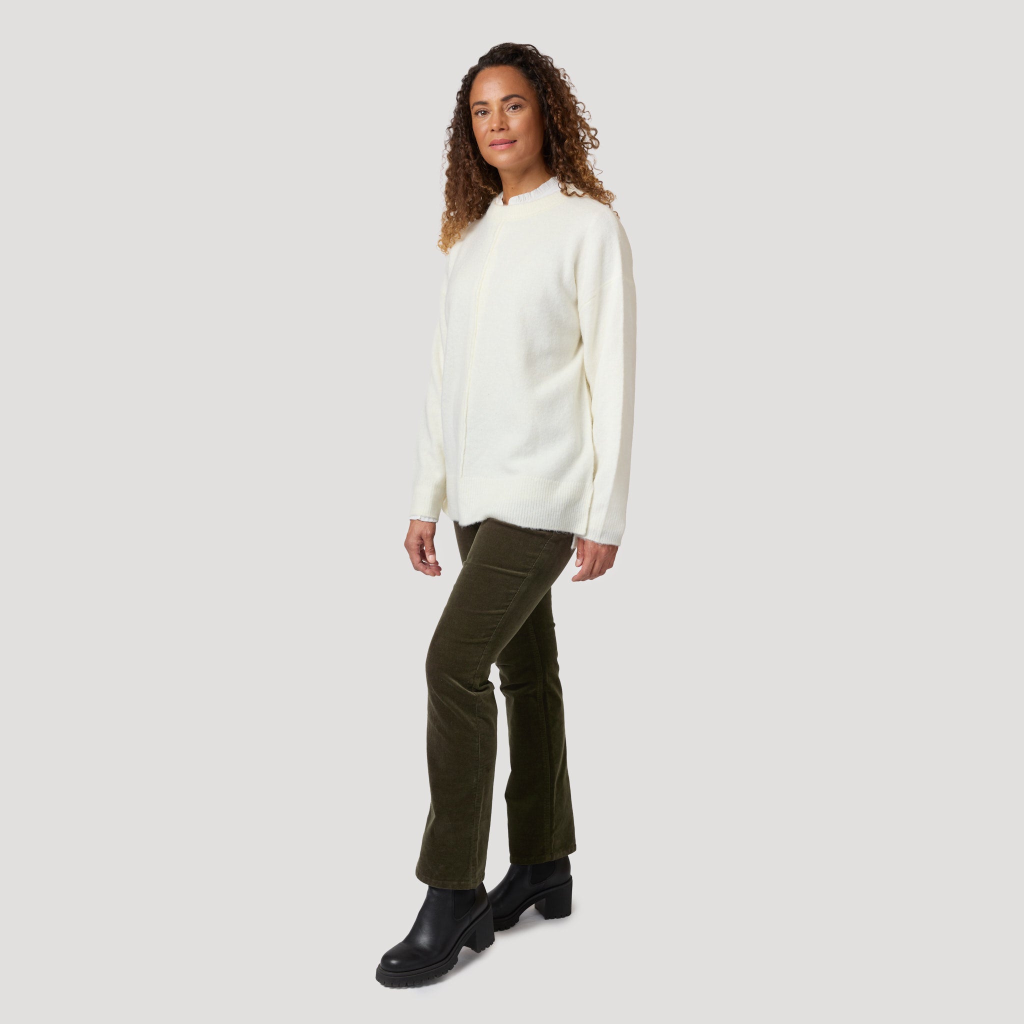 Vitt till gröna manchesterjeans